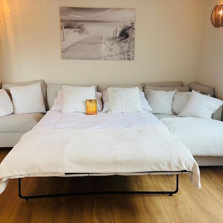 Kuestenkojen Mit 4 Ferienwohnungen Fuer 1 Bis 8 Pers Mit Diversen Schlafzimmern, Garten Oder Balkon ビューズム エクステリア 写真